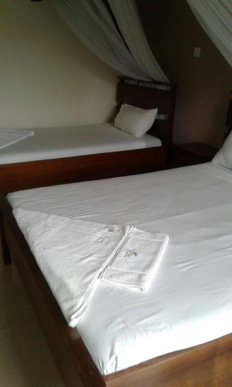 Mtwapa Country Resort Экстерьер фото
